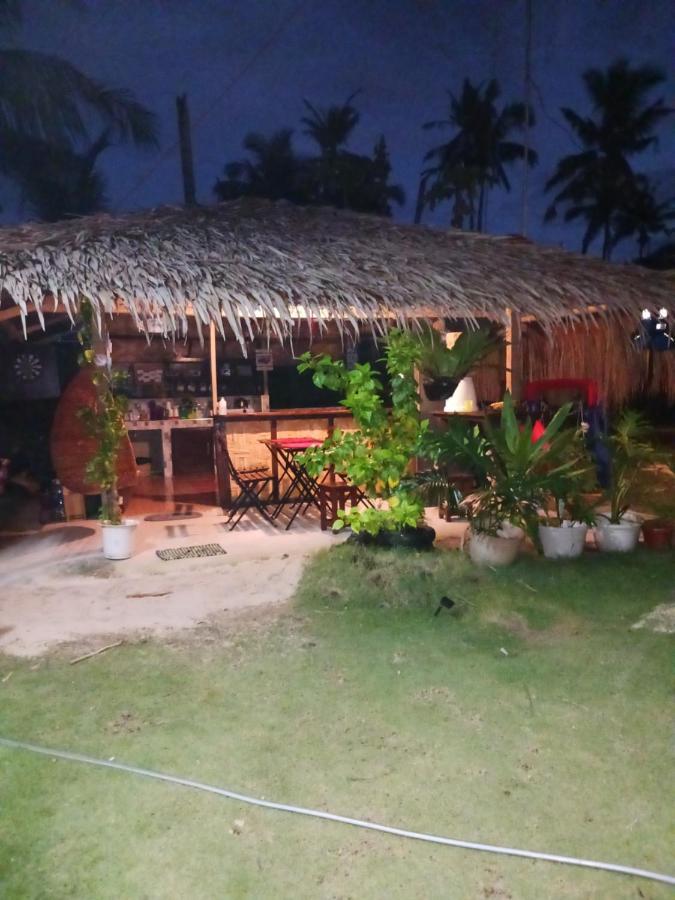 Weeroona Huts Homestay Pacifico San Isidro  Екстер'єр фото