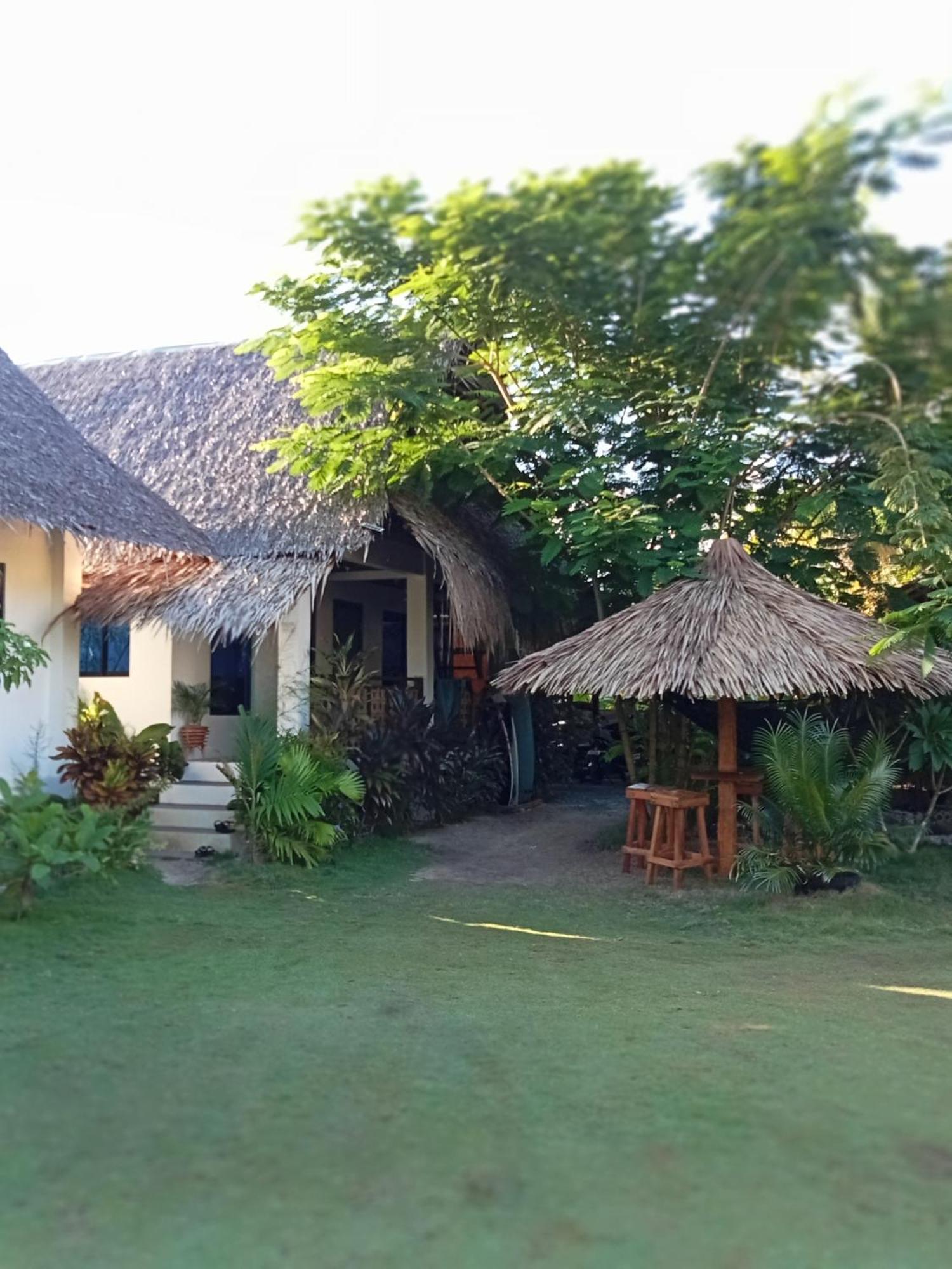 Weeroona Huts Homestay Pacifico San Isidro  Екстер'єр фото