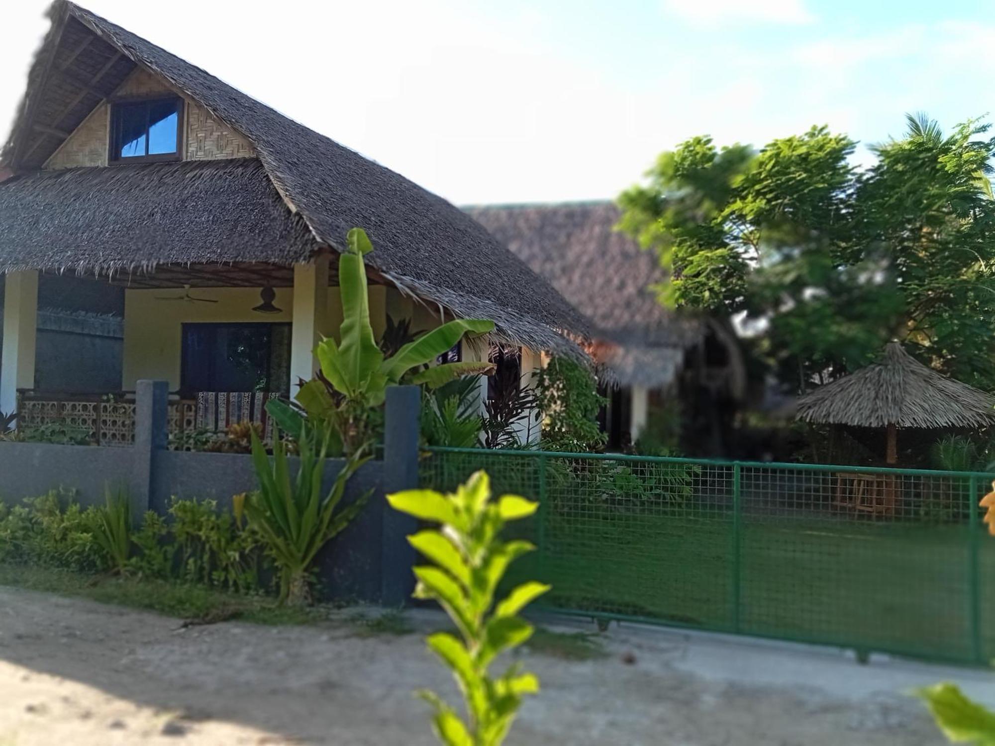 Weeroona Huts Homestay Pacifico San Isidro  Екстер'єр фото