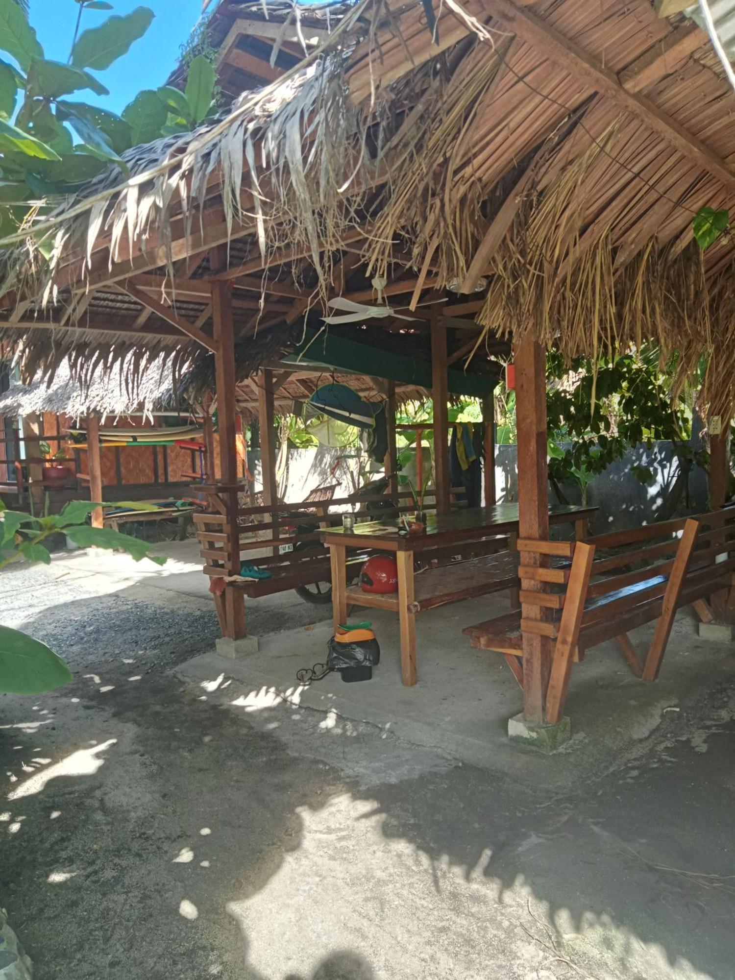 Weeroona Huts Homestay Pacifico San Isidro  Екстер'єр фото
